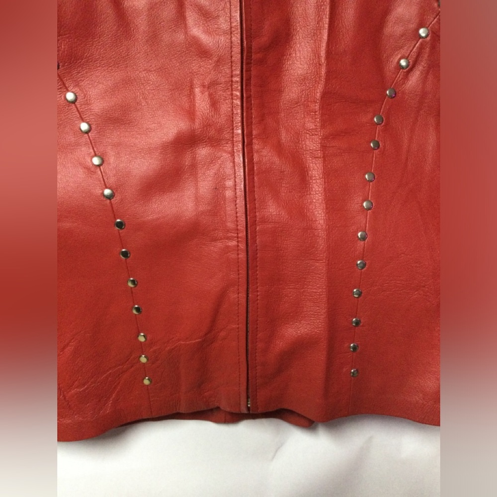 Vintage Leather Gallery Red Fringe studded top. 2X - Picture 7 of 11